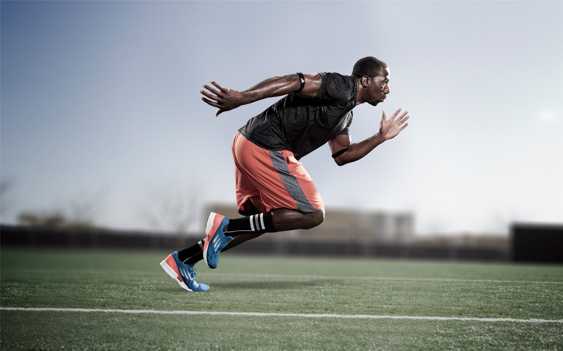 “未来的速度”——科技创新引爆激情赛车体验，科技赛车游戏