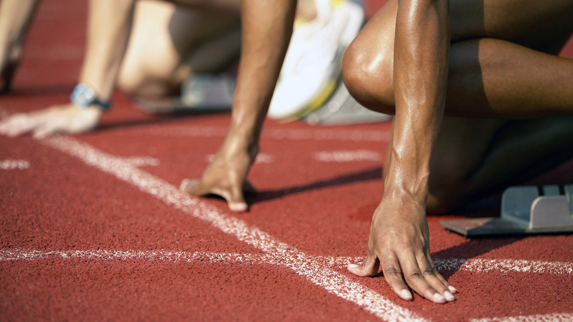 电竞选手的伤病预防：运动康复与健康管理，电竞职业选手伤病笑死我了